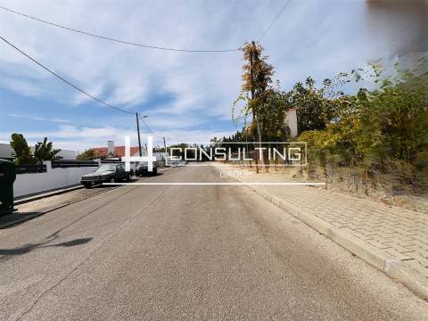 Lote de Terreno  Venda em Amora,Seixal