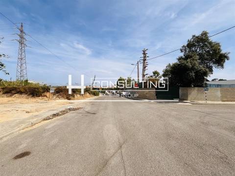 Lote de Terreno  Venda em Amora,Seixal