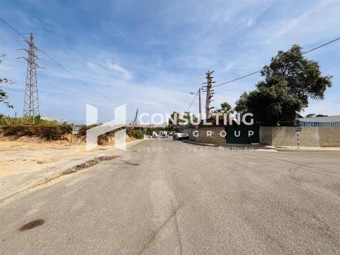 Lote de Terreno  Venda em Amora,Seixal