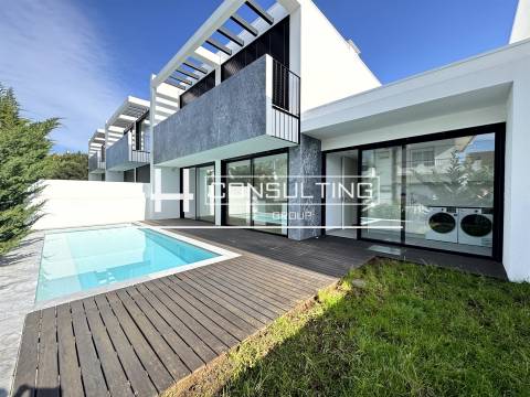 Moradia T3+1 Venda em Porto Salvo,Oeiras