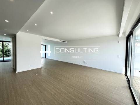 Moradia T3+1 Venda em Porto Salvo,Oeiras