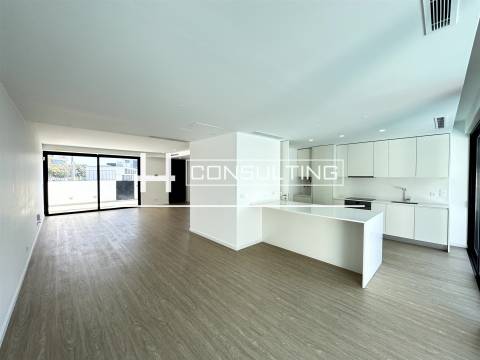 Moradia T3+1 Venda em Porto Salvo,Oeiras