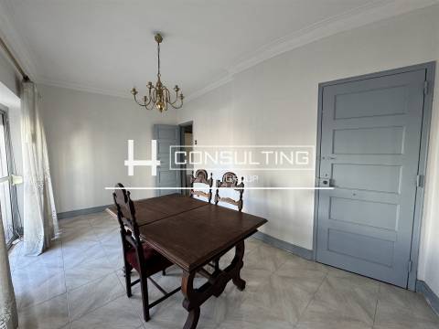 Apartamento T2 Venda em Odivelas,Odivelas