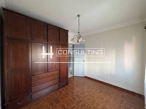 Apartamento T2 Venda em Odivelas,Odivelas