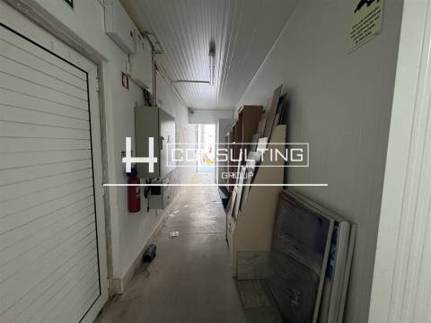 Armazém  Arrendamento em Agualva e Mira-Sintra,Sintra