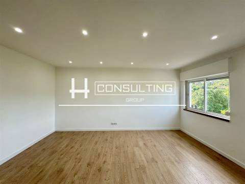 Apartamento T3 Venda em Odivelas,Odivelas