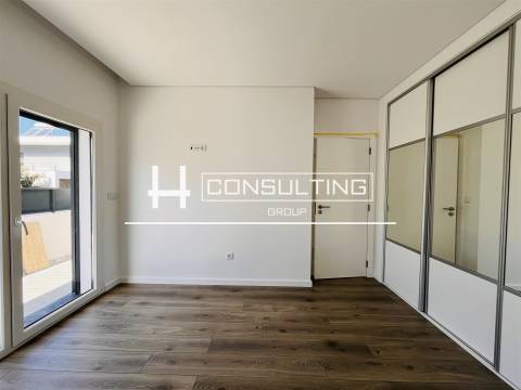 Moradia T4 Venda em Fernão Ferro,Seixal