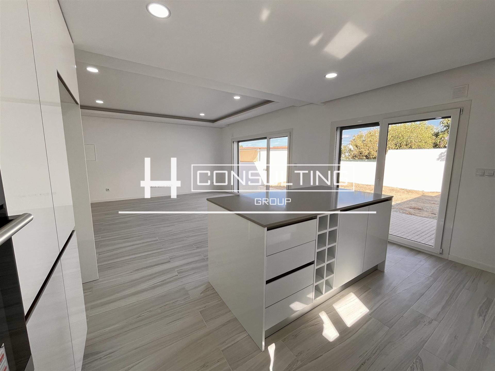 Moradia T4 Venda em Fernão Ferro,Seixal