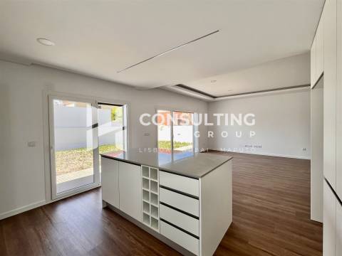 Moradia T3 Venda em Fernão Ferro,Seixal