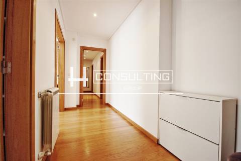 Apartamento T2 Arrendamento em Parque das Nações,Lisboa