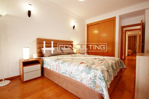 Apartamento T2 Arrendamento em Parque das Nações,Lisboa