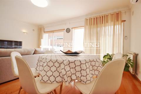 Apartamento T2 Arrendamento em Parque das Nações,Lisboa