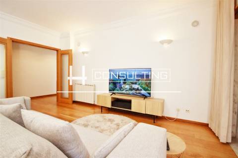 Apartamento T2 Arrendamento em Parque das Nações,Lisboa