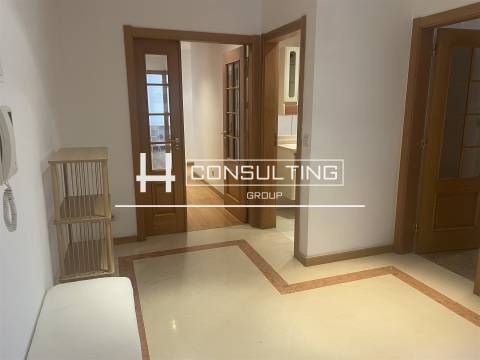 Apartamento T4 Arrendamento em Parque das Nações,Lisboa