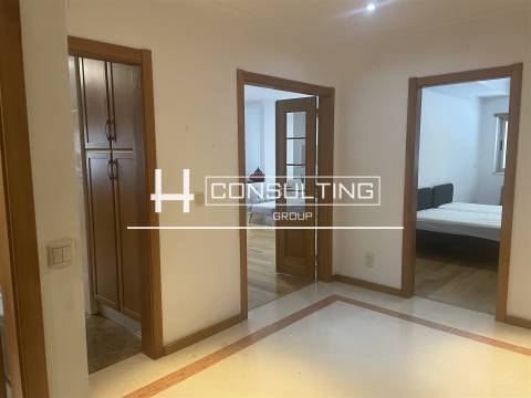 Apartamento T4 Arrendamento em Parque das Nações,Lisboa