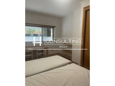 Apartamento T4 Arrendamento em Parque das Nações,Lisboa