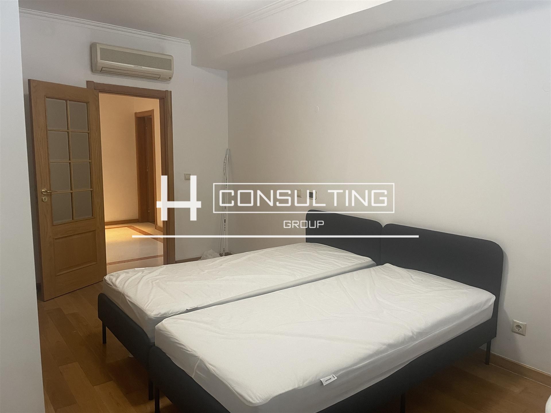 Apartamento T4 Arrendamento em Parque das Nações,Lisboa