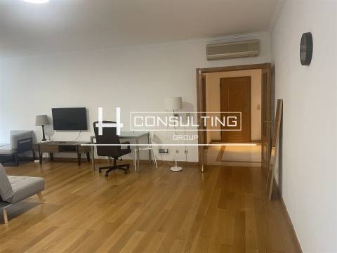 Apartamento T4 Arrendamento em Parque das Nações,Lisboa