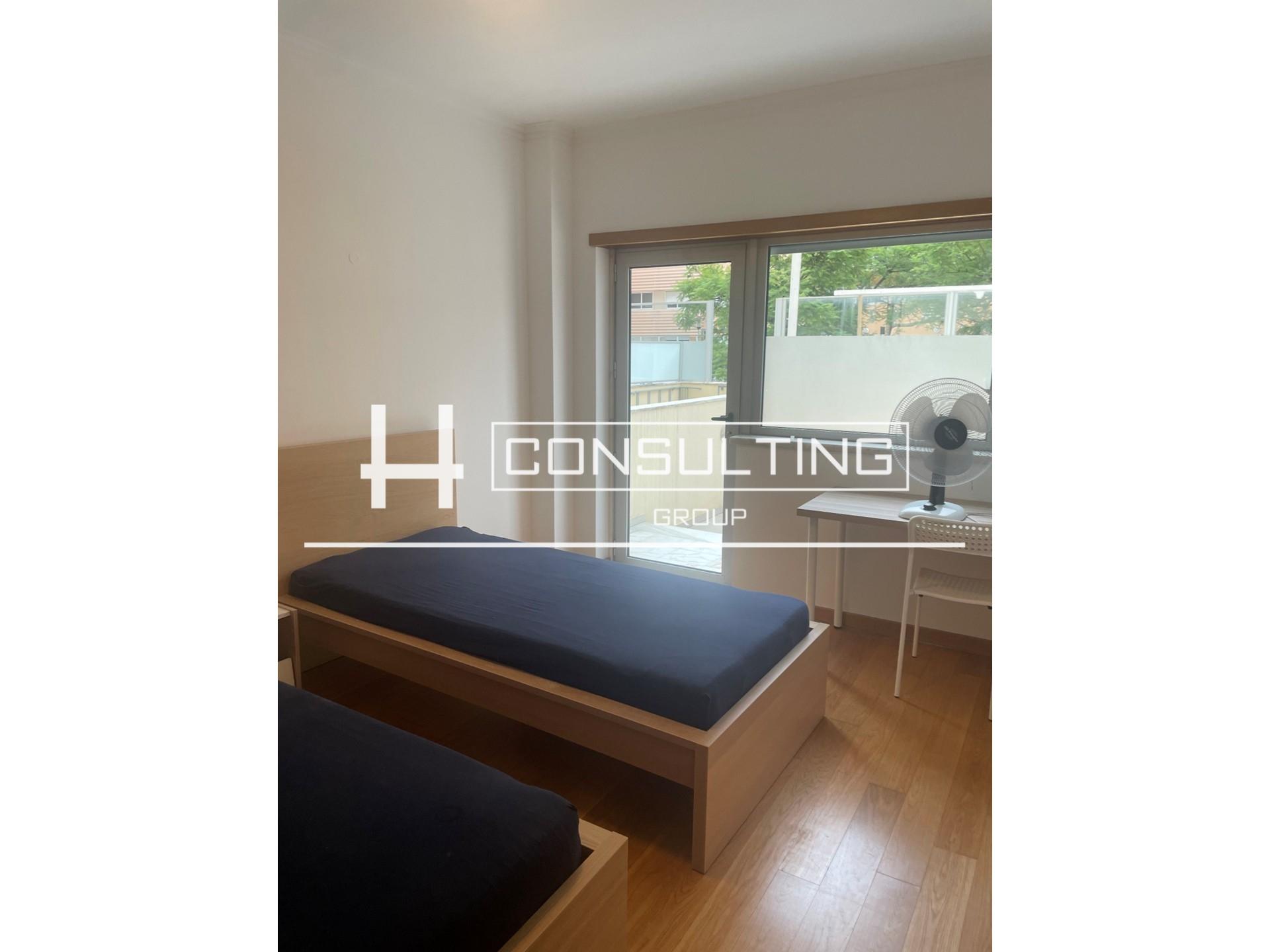 Apartamento T4 Arrendamento em Parque das Nações,Lisboa