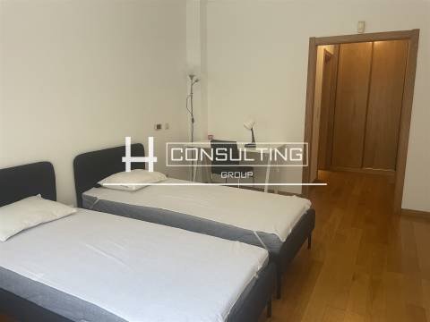 Apartamento T4 Arrendamento em Parque das Nações,Lisboa