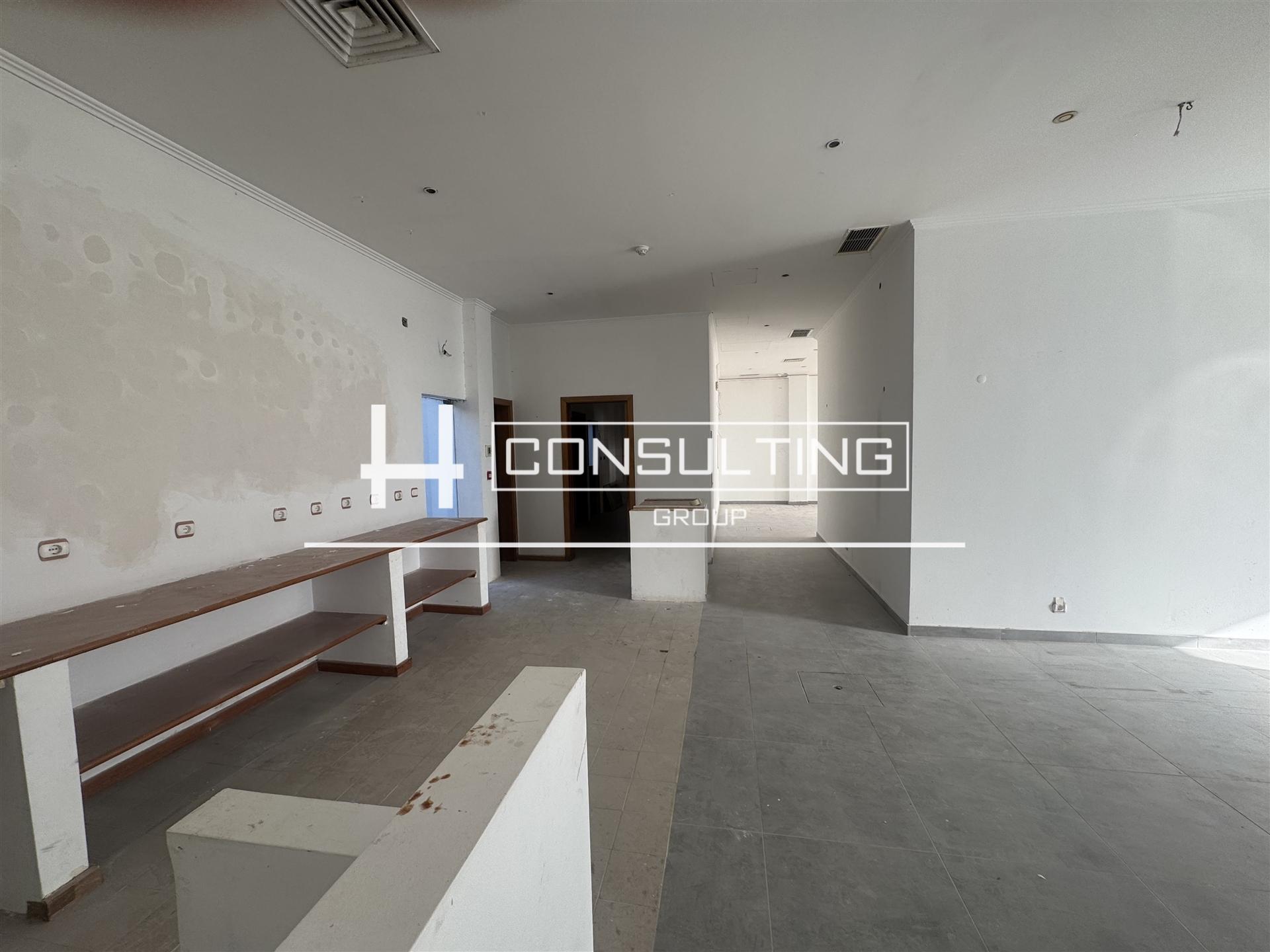 Loja  Arrendamento em Barcarena,Oeiras