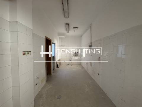 Loja  Arrendamento em Barcarena,Oeiras