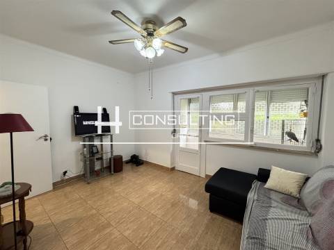 Apartamento T2 Venda em Santa Iria de Azoia, São João da Talha e Bobadela,Loures