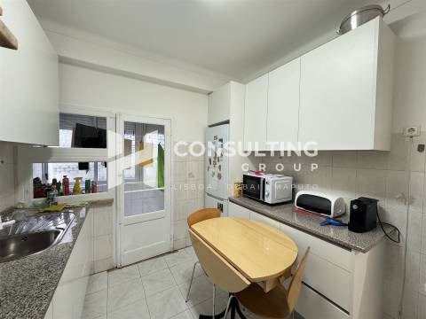 Apartamento T2 Venda em Santa Iria de Azoia, São João da Talha e Bobadela,Loures