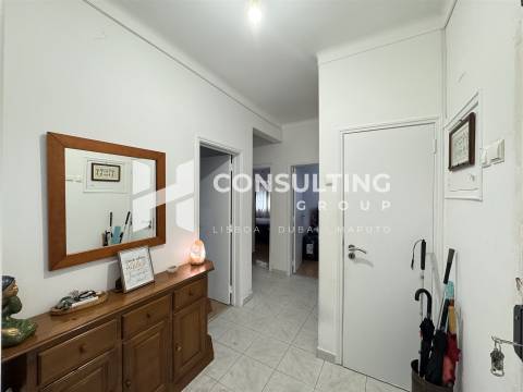 Apartamento T2 Venda em Santa Iria de Azoia, São João da Talha e Bobadela,Loures