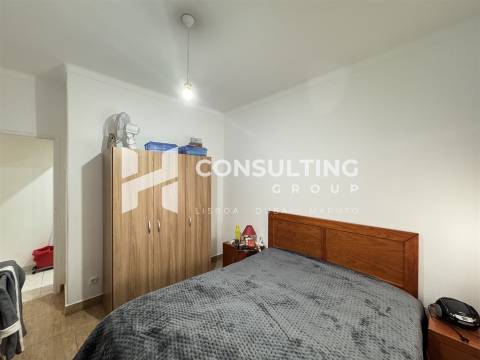 Apartamento T2 Venda em Santa Iria de Azoia, São João da Talha e Bobadela,Loures