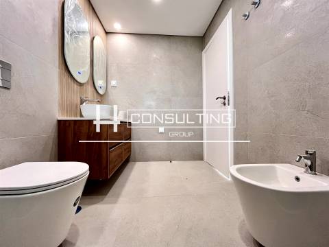 Moradia T4 DUPLEX Venda em Fernão Ferro,Seixal