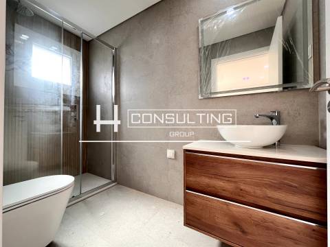 Moradia T4 DUPLEX Venda em Fernão Ferro,Seixal