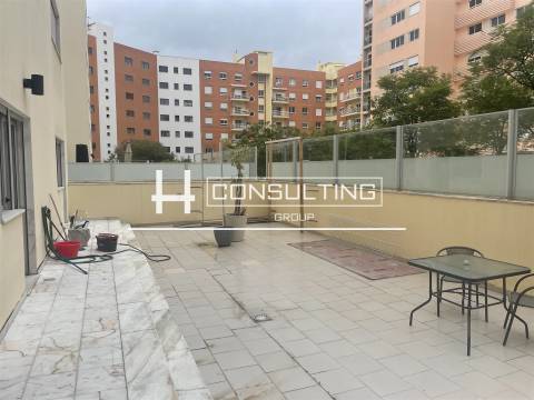 Apartamento T4 Venda em Parque das Nações,Lisboa