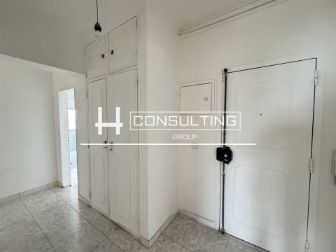 Apartamento T3 Venda em Mina de Água,Amadora