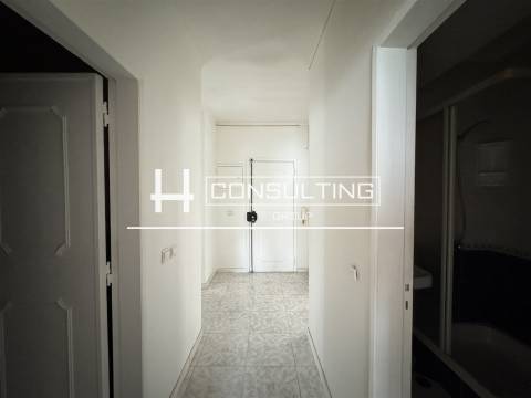 Apartamento T3 Venda em Mina de Água,Amadora