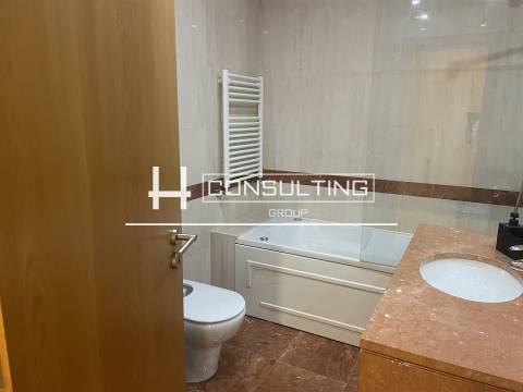 Apartamento T5 DUPLEX Venda em Alvalade,Lisboa