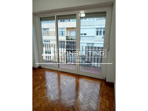 Apartamento T2 Venda em Queluz e Belas,Sintra