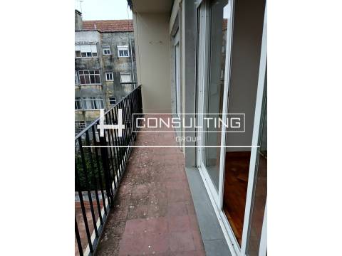 Apartamento T2 Venda em Queluz e Belas,Sintra