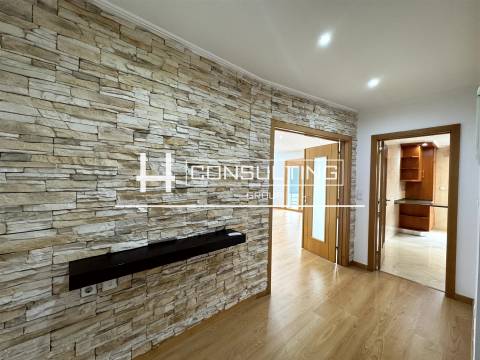 Apartamento T3 Venda em Odivelas,Odivelas