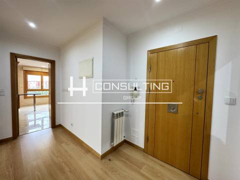 Apartamento T3 Venda em Odivelas,Odivelas