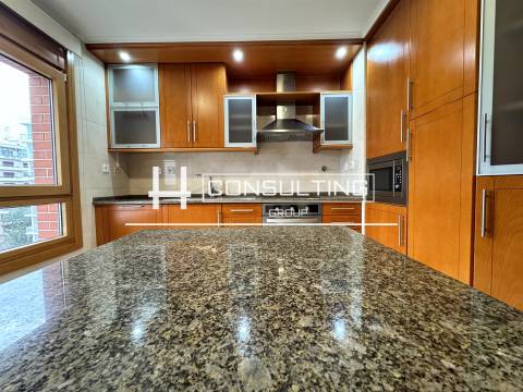 Apartamento T3 Venda em Odivelas,Odivelas