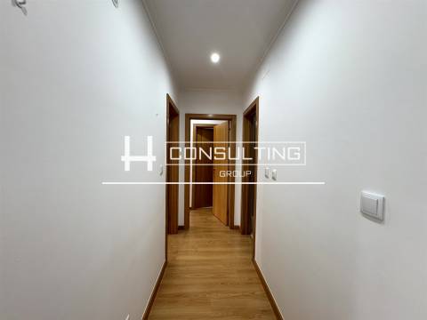 Apartamento T3 Venda em Odivelas,Odivelas