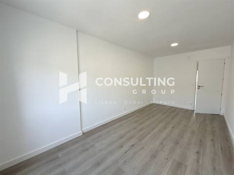 Apartamento T3 Venda em Baixa da Banheira e Vale da Amoreira,Moita