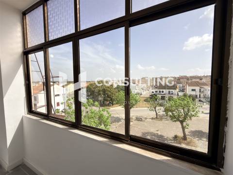 Apartamento T3 Venda em Baixa da Banheira e Vale da Amoreira,Moita
