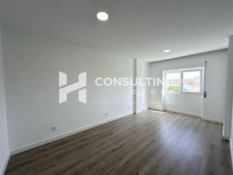 Apartamento T3 Venda em Baixa da Banheira e Vale da Amoreira,Moita