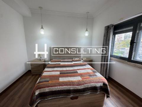 Apartamento T2 Venda em Odivelas,Odivelas