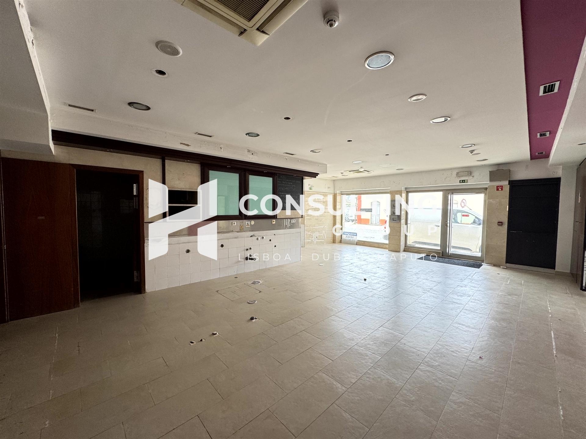 Loja  Arrendamento em Barreiro e Lavradio,Barreiro