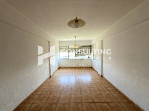 Apartamento T2 DUPLEX Venda em Alhos Vedros,Moita