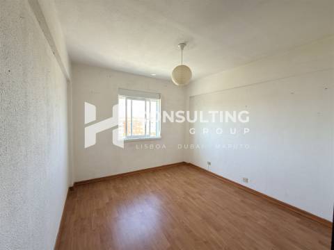 Apartamento T2 DUPLEX Venda em Alhos Vedros,Moita