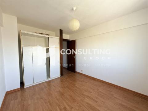 Apartamento T2 DUPLEX Venda em Alhos Vedros,Moita